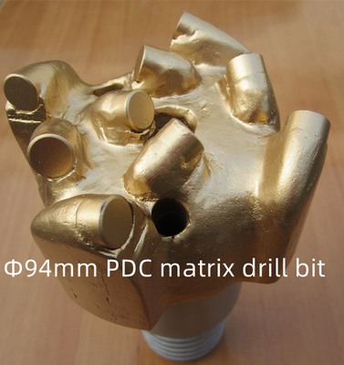 94mm de Boorbeetje van het Matrijslichaam PDC voor het Boren van hard Gebroken Schurende Rotsen